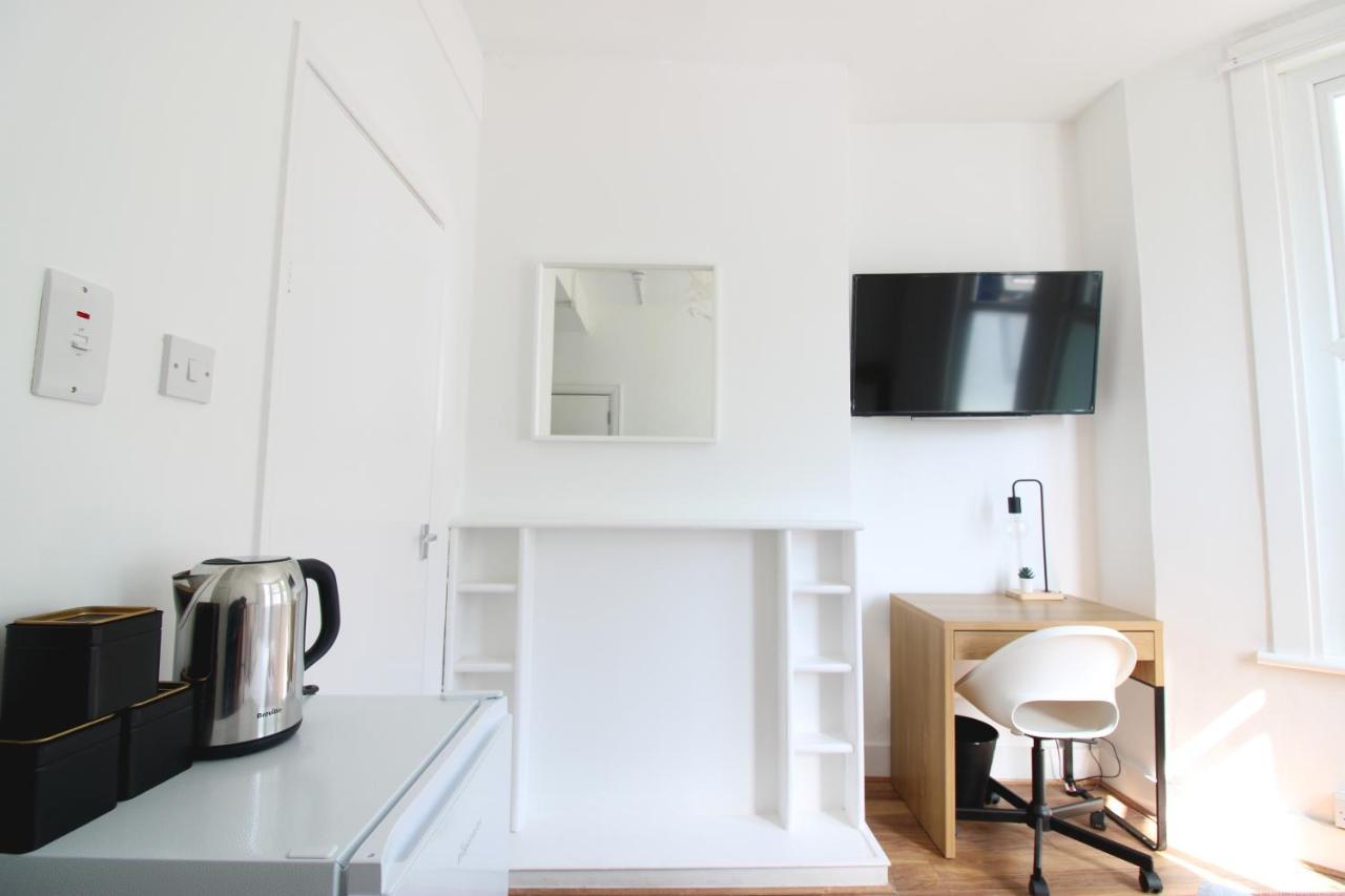 Lovely Studio Flats In Hackney Apartment ลอนดอน ภายนอก รูปภาพ